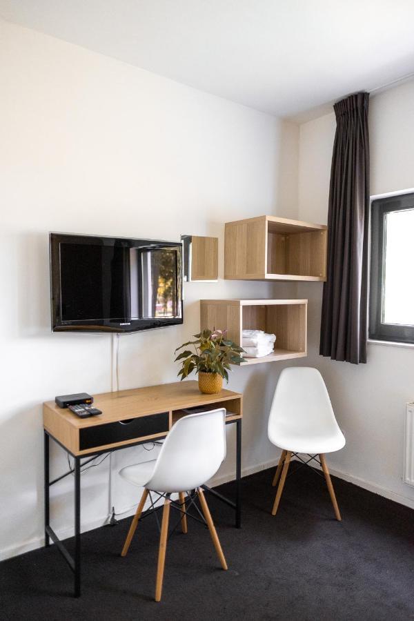 Avellano Bed & Breakfast Helmond Exterior photo